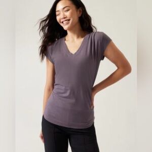 Athleta Outbound V-Neck Periwinkle Tee Medium
